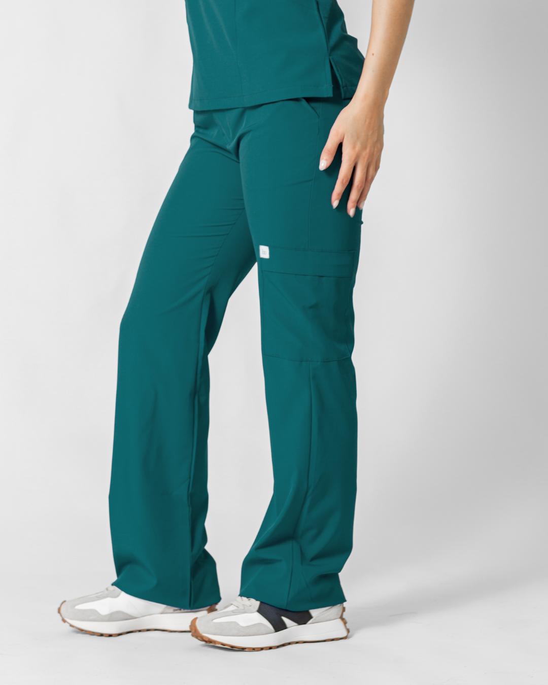Ambos Thais color verde quirúrgico