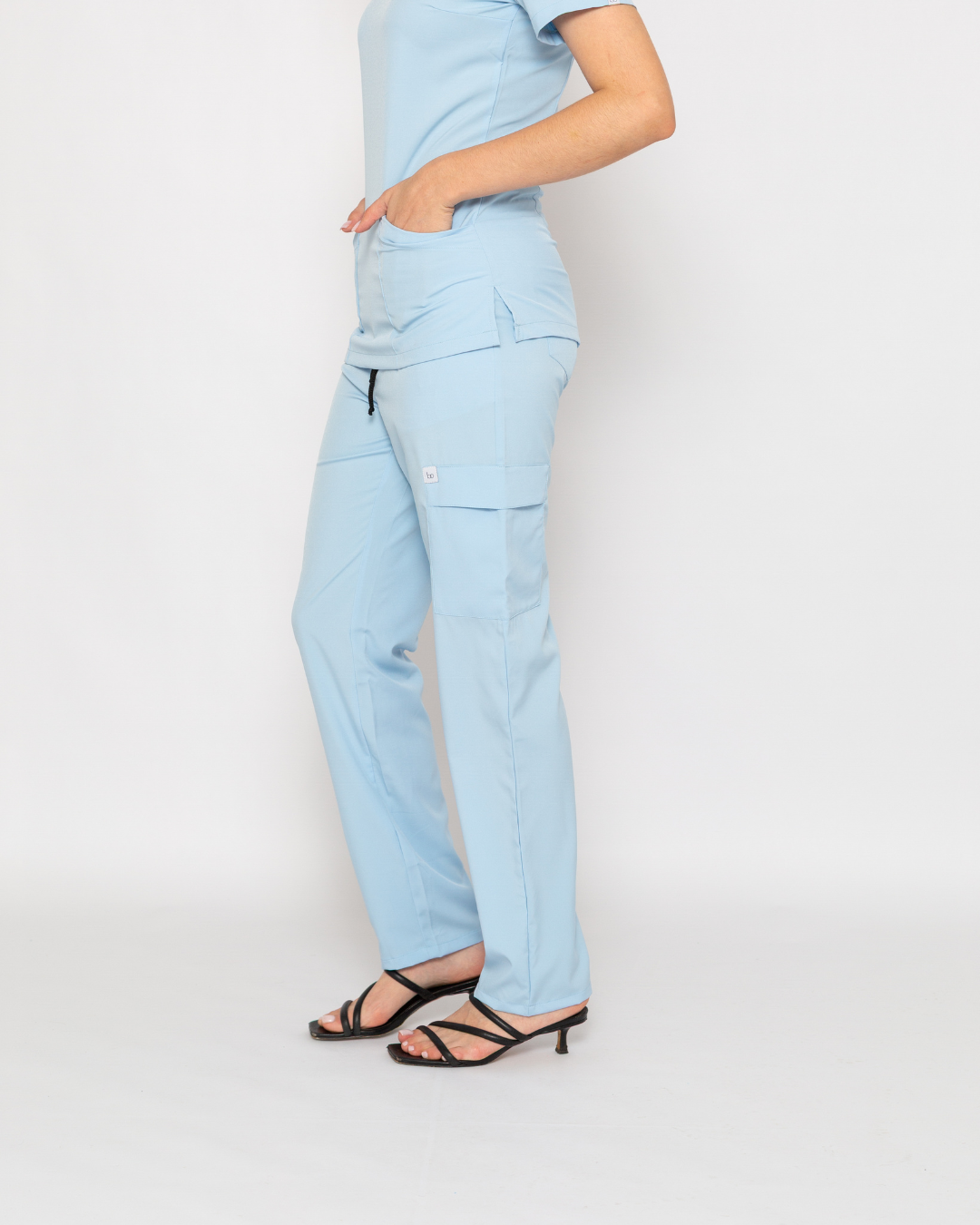 Ambos Thais color celeste