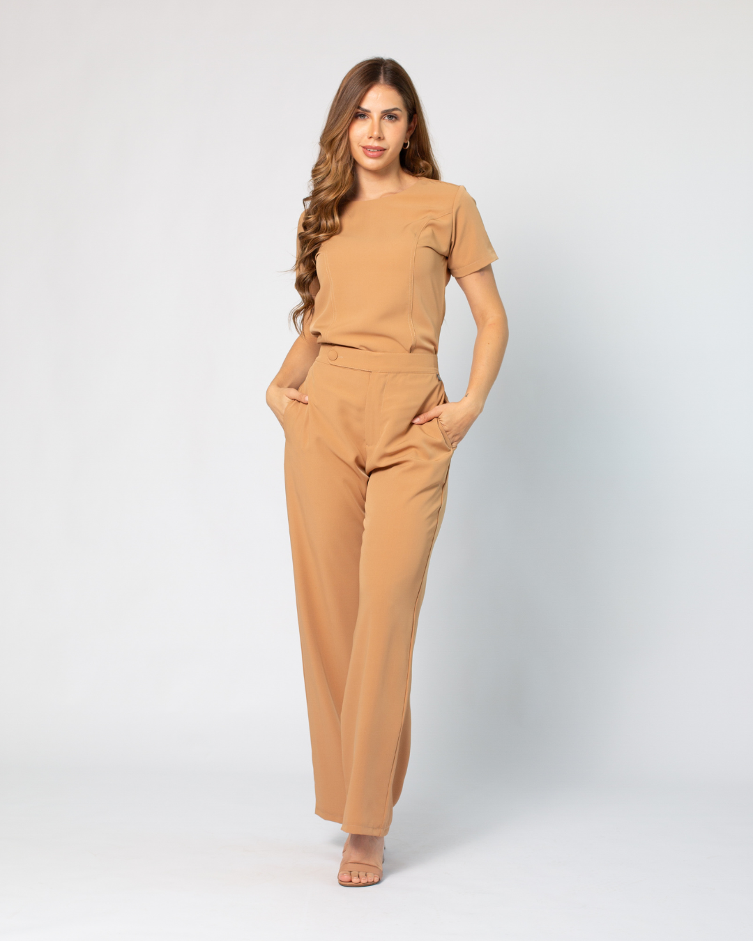 Ambos Bella color beige